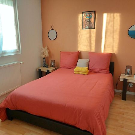 Le Chic Ethnic Dreux Apartment Bagian luar foto